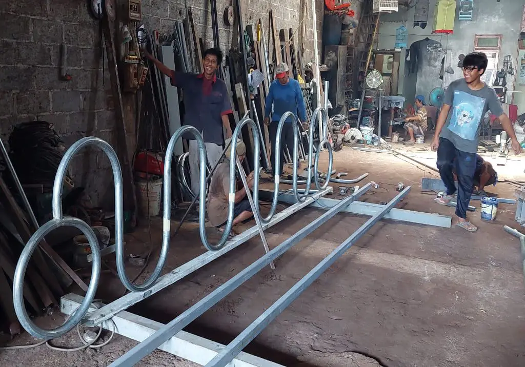 Bike Rack 1 - Bengkel Las Nyoto Steel