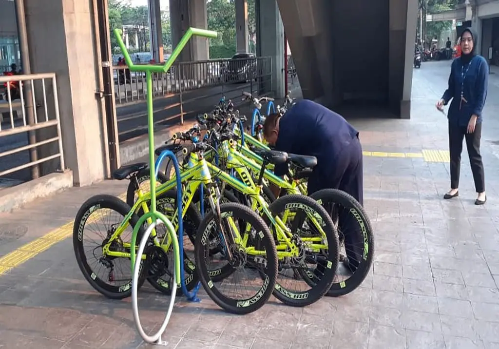 Bike Rack Stasiun MRT Cipete Raya 12 - Bengkel Las Nyoto Steel
