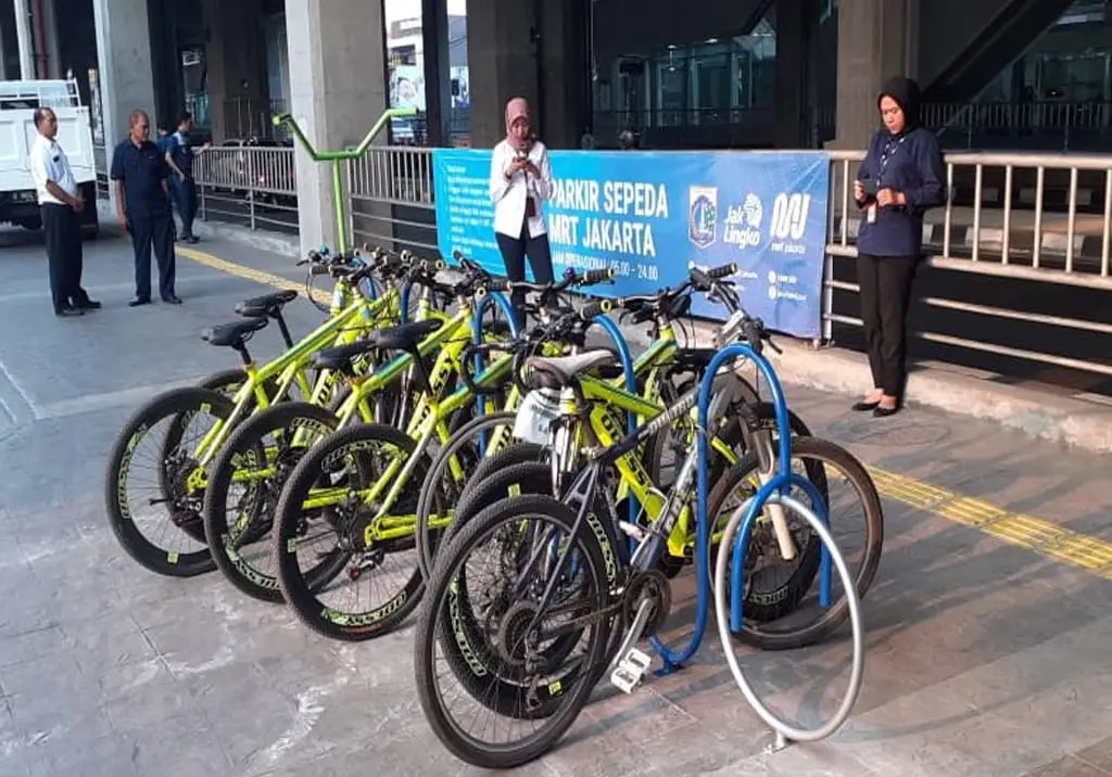 Bike Rack Stasiun MRT Cipete Raya 13 - Bengkel Las Nyoto Steel
