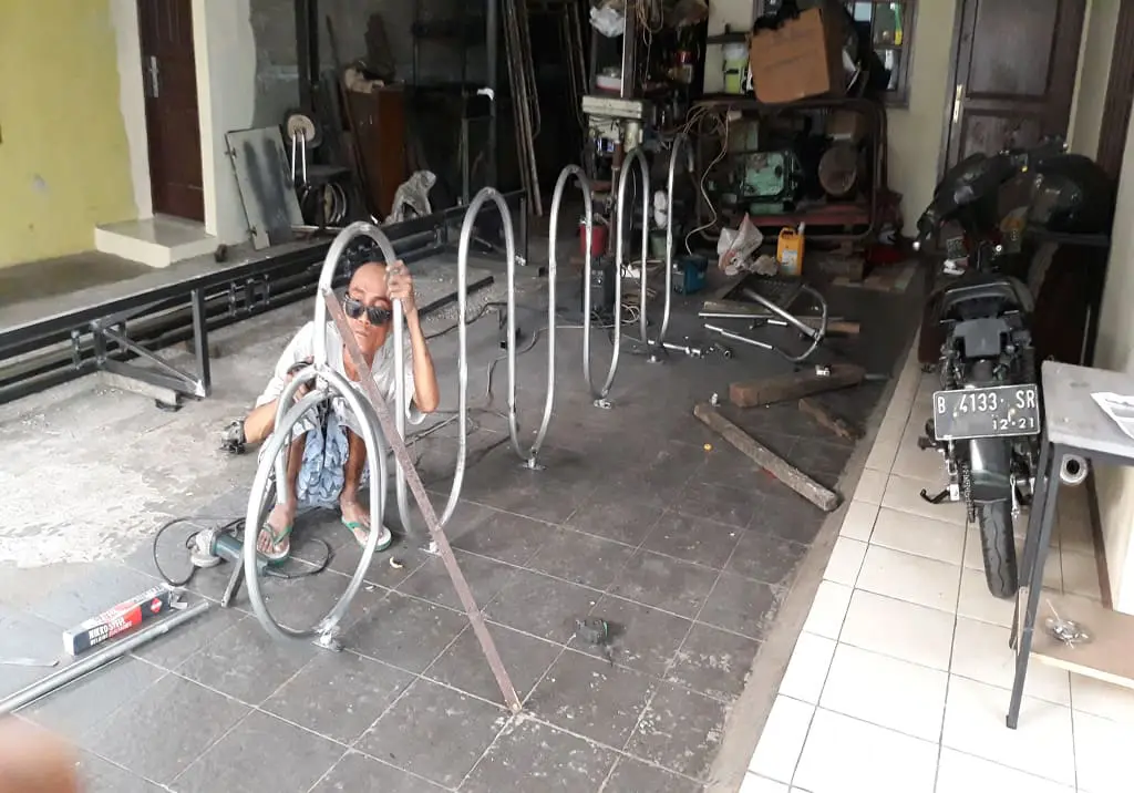 Bike Rack Stasiun MRT Cipete Raya 2 - Bengkel Las Nyoto Steel
