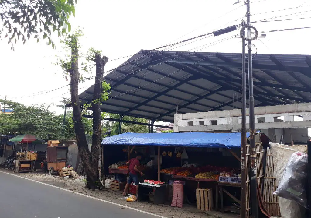 Parkiran Mobil 12 - Bengkel Las Nyoto Steel