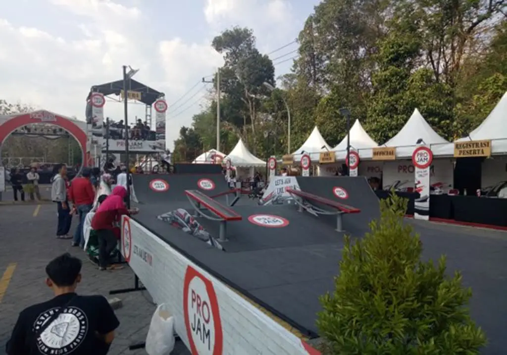 PRO JAM 18 - Bengkel Las Nyoto Steel
